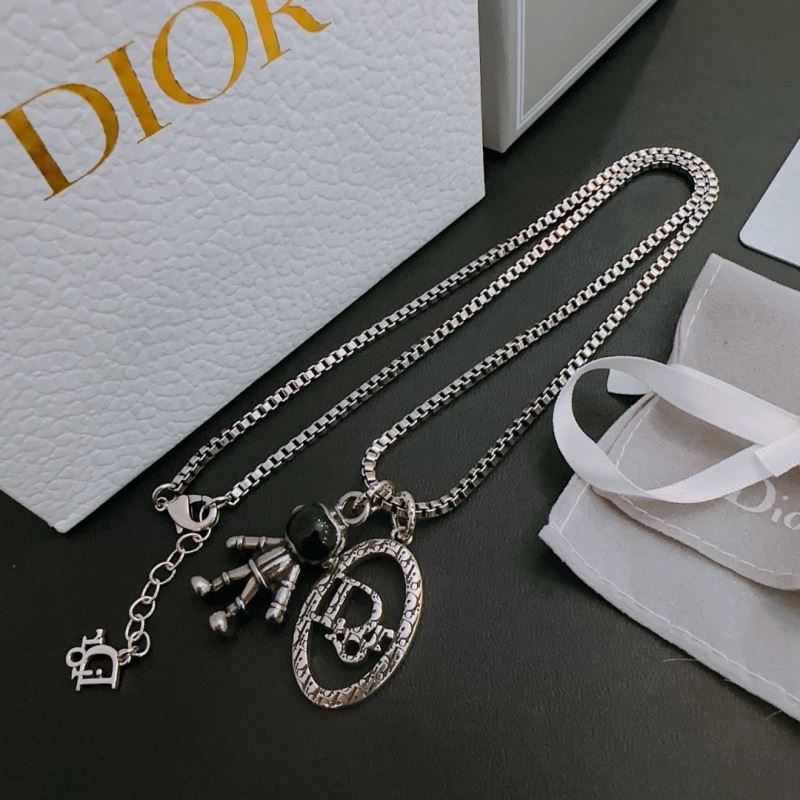 Christian Dior Necklaces